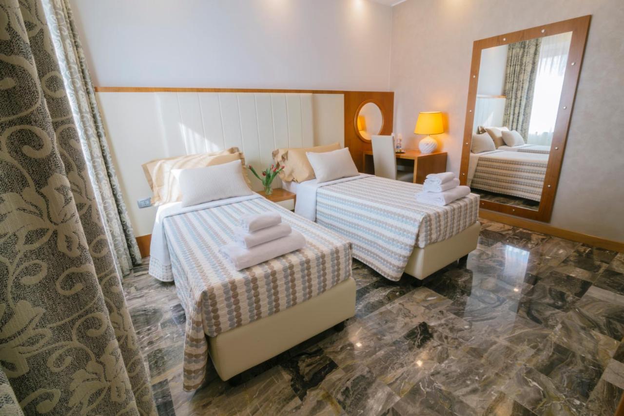 Piccolo Hotel Palosco Ngoại thất bức ảnh